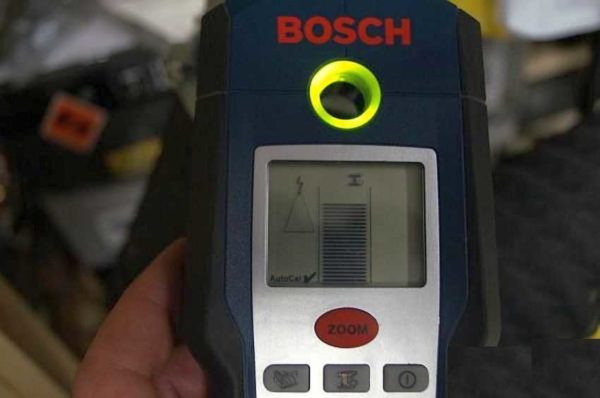 Zoom sur Bosh DMF 10