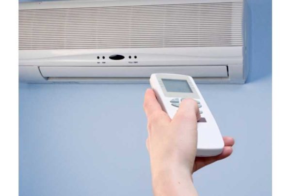 La présence d'une télécommande peut être considérée comme obligatoire