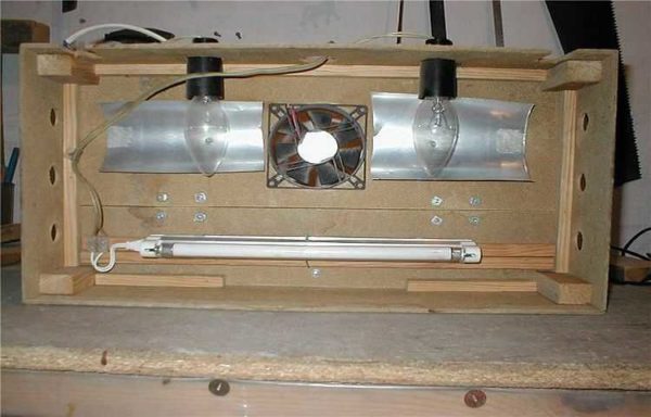 Lors de l'utilisation de lampes à incandescence pour éclairer l'aquarium, il faut prendre soin de dissiper la chaleur