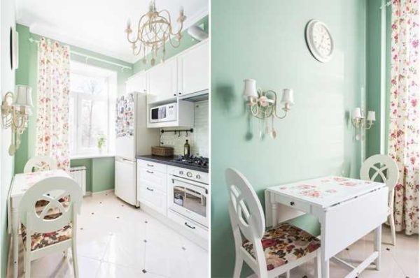 Un exemple de l'emplacement de l'applique au-dessus de la table à manger dans la cuisine