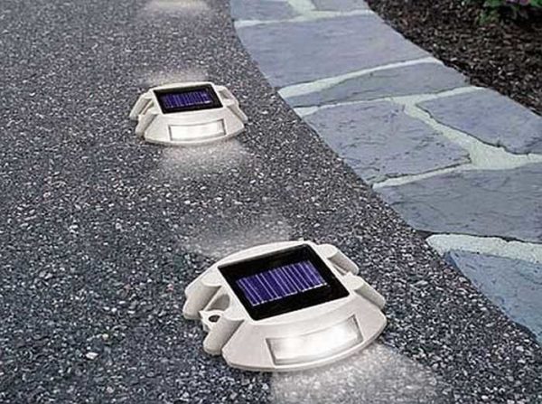 Le flux lumineux est dirigé le long de la piste