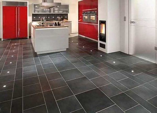 Linoléum sous forme de carreaux - pourquoi pas))