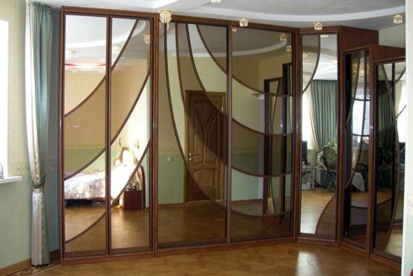 Surface du miroir teintée