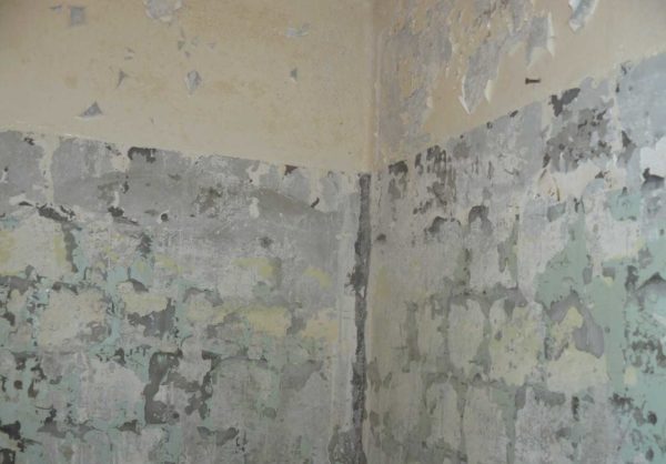 Retirer l'ancienne finition des murs