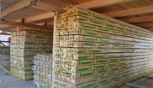 Carton rainuré de séchage emballé en polyéthylène