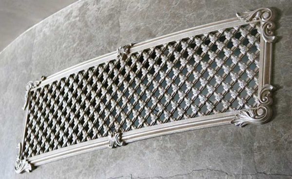 Les grilles de ventilation décoratives peuvent être d'échappement, d'alimentation et d'alimentation et d'évacuation