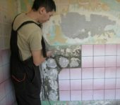 Enlever les anciennes finitions de toutes les surfaces