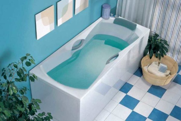 La forme des baignoires en acrylique peut être différente