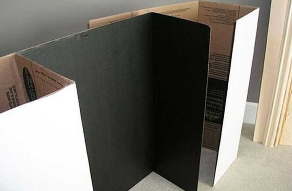 Pièces de cheminée en carton