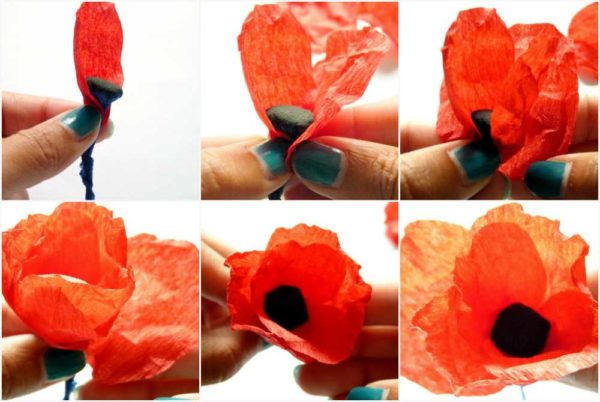 Nous recueillons des fleurs sur du papier ondulé de nos propres mains