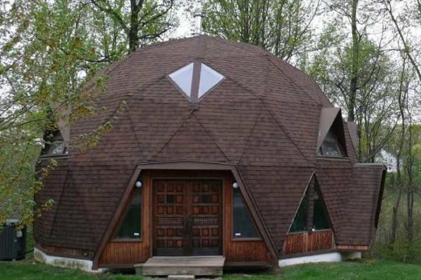 Les maisons en forme de dôme ont une apparence reconnaissable