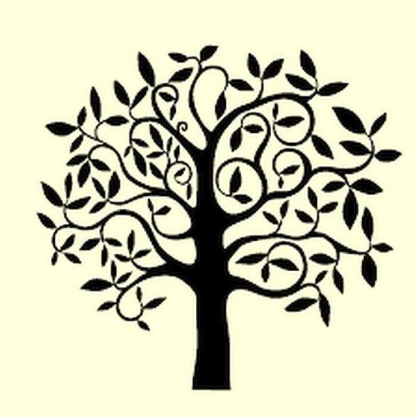 Les arbres sur les pochoirs sont fabriqués selon différentes techniques. C'est stylisé
