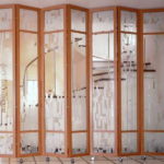 Paravent coulissant en verre traditionnel