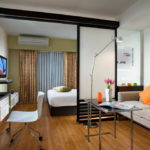 Salon chambre avec séparation des zones par écrans coulissants