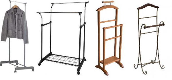 Plusieurs types de racks pour vêtements sur trempels