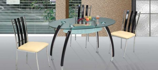 Sur l'étagère ci-dessous, vous pouvez mettre de beaux objets décoratifs