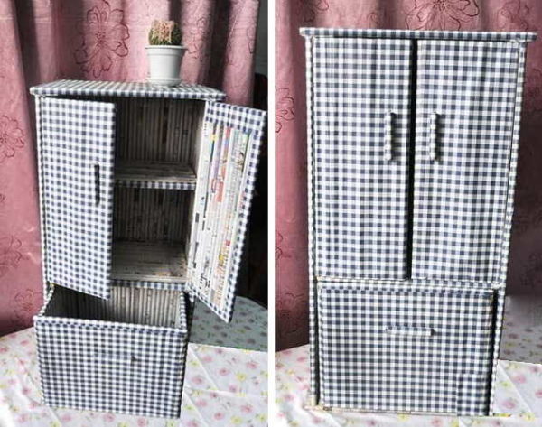 Armoire prête à l'emploi pour poupées de journaux