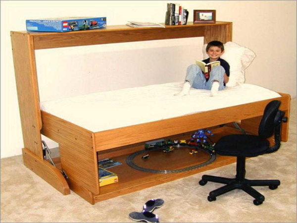 Mini mur avec lit élévateur / table pour crèche