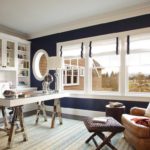 Un autre intérieur scandinave aux stores romains