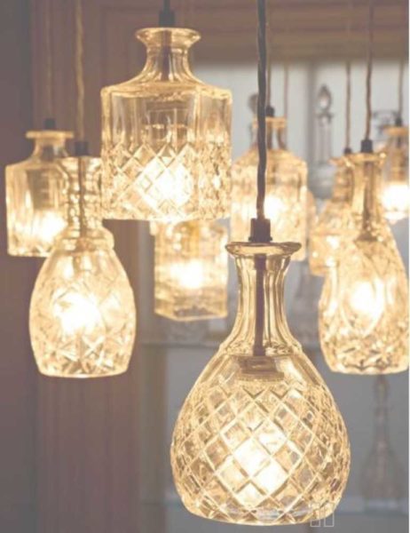 Vous ne savez pas quoi faire du cristal de grand-mère? Faites-en des plafonds ...