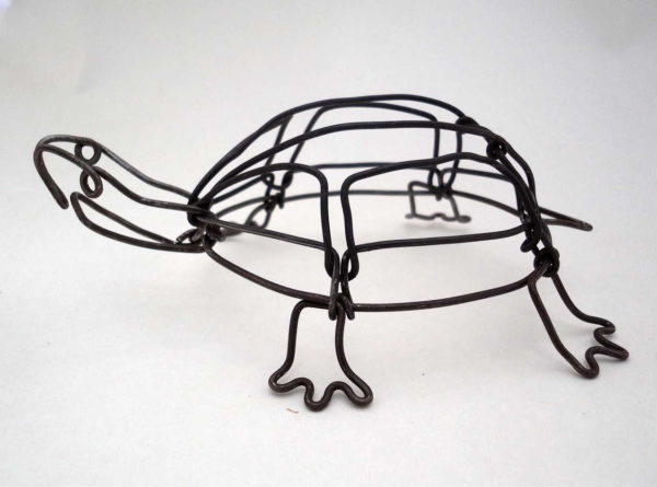 Exemple: cadre de tortue métallique