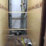 Armoire de toilette en cours de fabrication