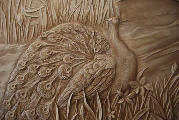 Le bas-relief sur le mur peut être de différents degrés de difficulté. Celui-ci est difficile. Pour les débutants, c'est clairement écrasant. Mais tu sais ce qui peut être fait à l'avenir