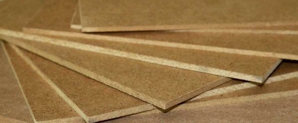 Le panneau de fibres de bois a différentes épaisseurs
