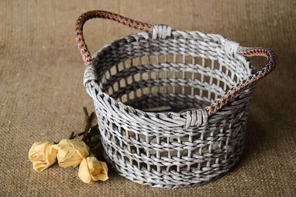 Tissage ajouré à partir de tubes - il est important de maintenir des distances égales