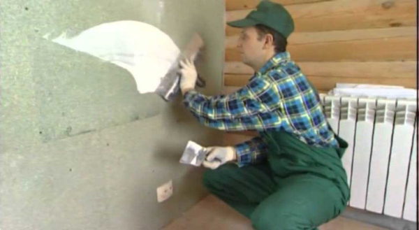 Il faut encore du mastic, même si la quantité de travail est incomparable ...