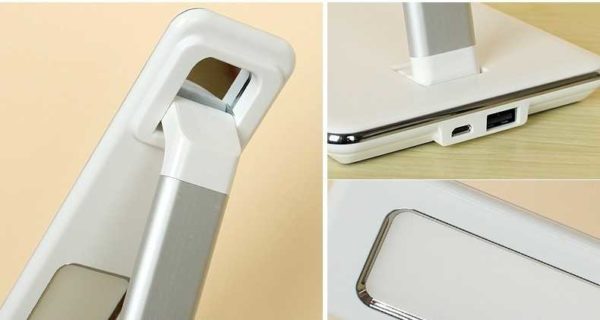 Le câble USB se connecte ici