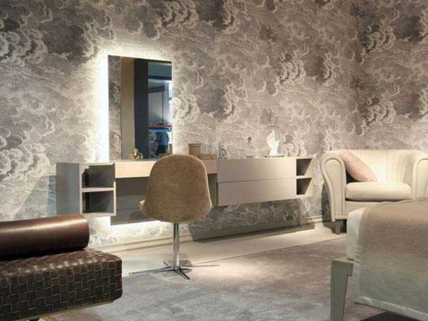Convient même pour le salon - il a l'air moderne et pas trop privé
