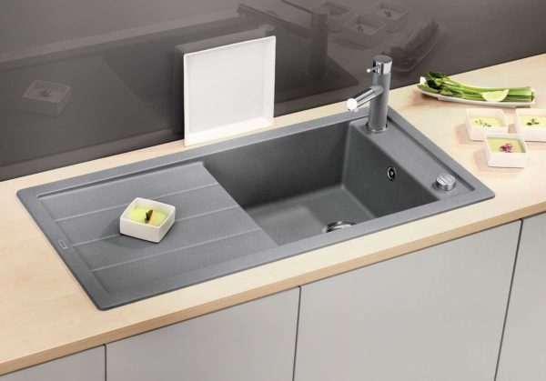 L'évier en pierre pour la cuisine est silencieux, pratique
