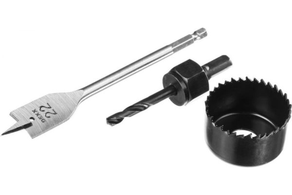 Kit pour insérer des serrures dans les portes intérieures (pour le bois)