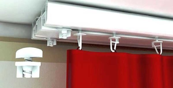 Installation de la vis de verrouillage, puis vous devez installer la fiche