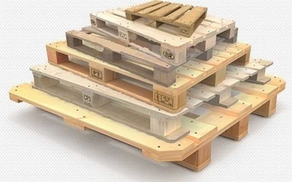 Il existe différentes palettes / palettes - pour différentes charges. De plus, de nombreux pays ont leurs propres normes.