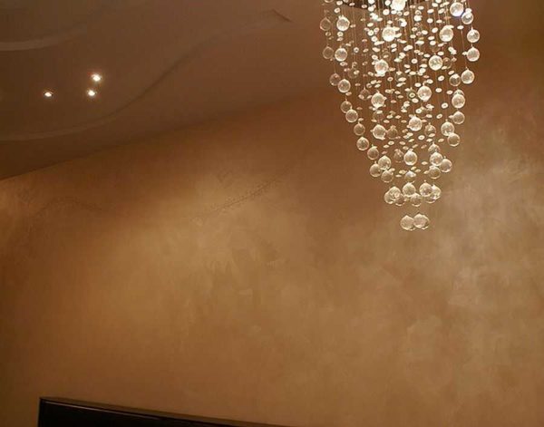 Peinture murale décorative: effet soie