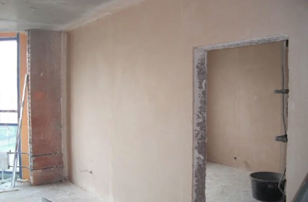 préparation pour le plâtrage des murs