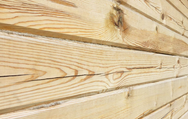 bois non traité à la maison
